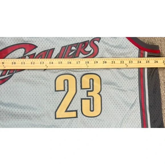 Adidas NBA Cleveland Cavaliers #23 Lebron James Basketball Jersey Size 2XL - Picture 7 of 9